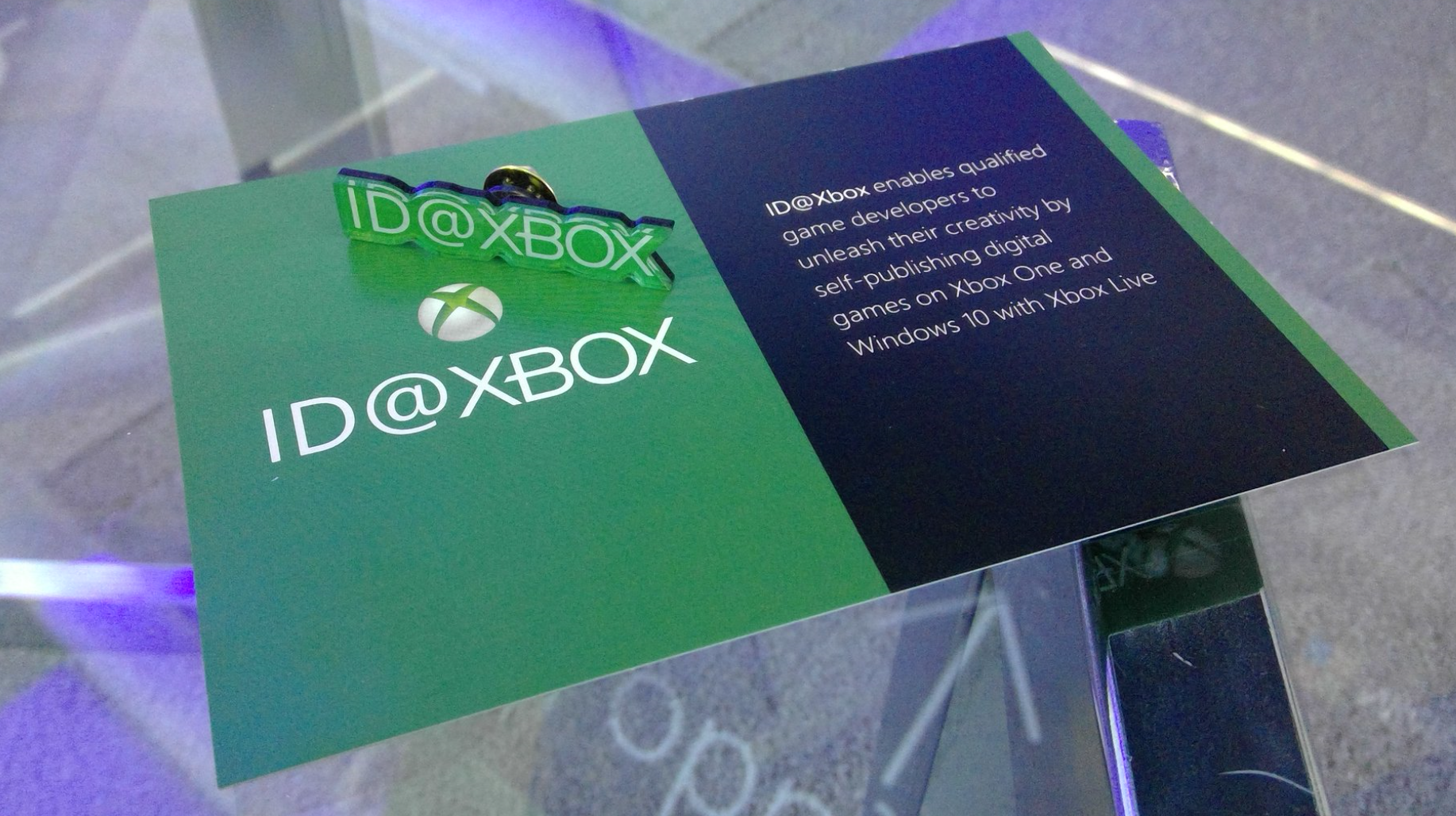 Regalaban pins de ID@Xbox